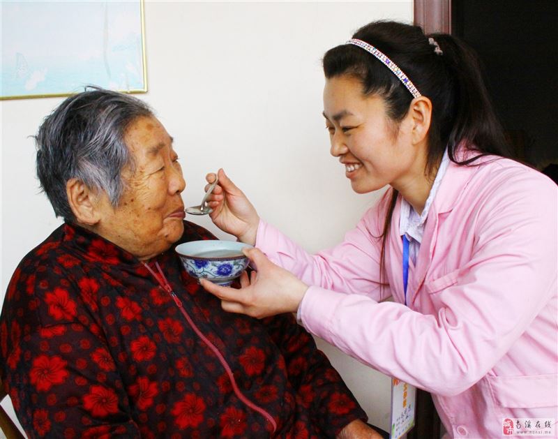 专业提供医院护工、医院陪诊、医院陪护、医院护理、专业照顾病人